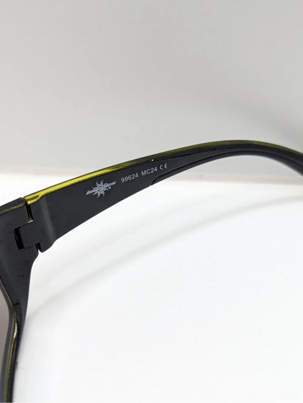 Vintage Images Sunglasses 99624 MC24 Green Wrap Bright Lenses